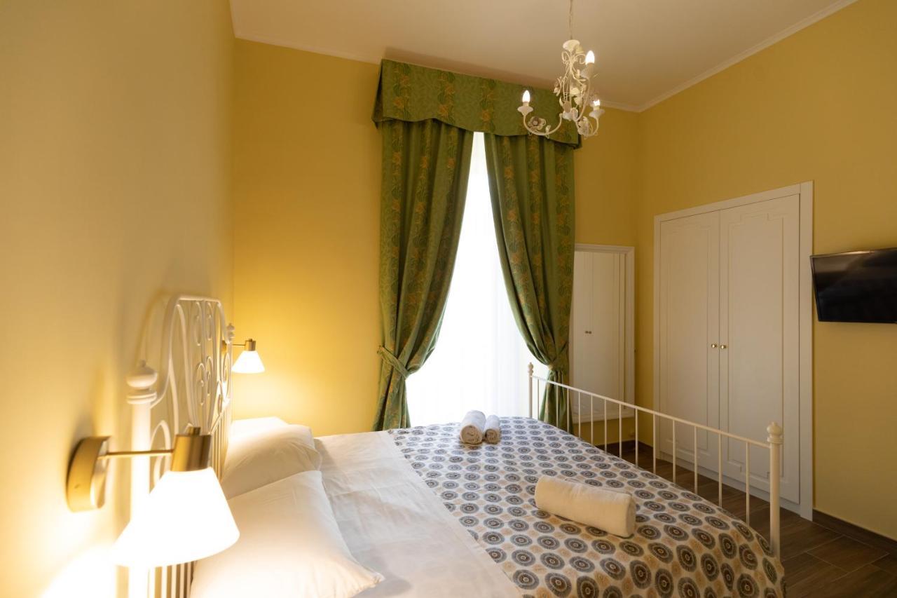 Palazzo Del Principe San Severo 3 Bedrooms & Terrace! 나폴리 외부 사진