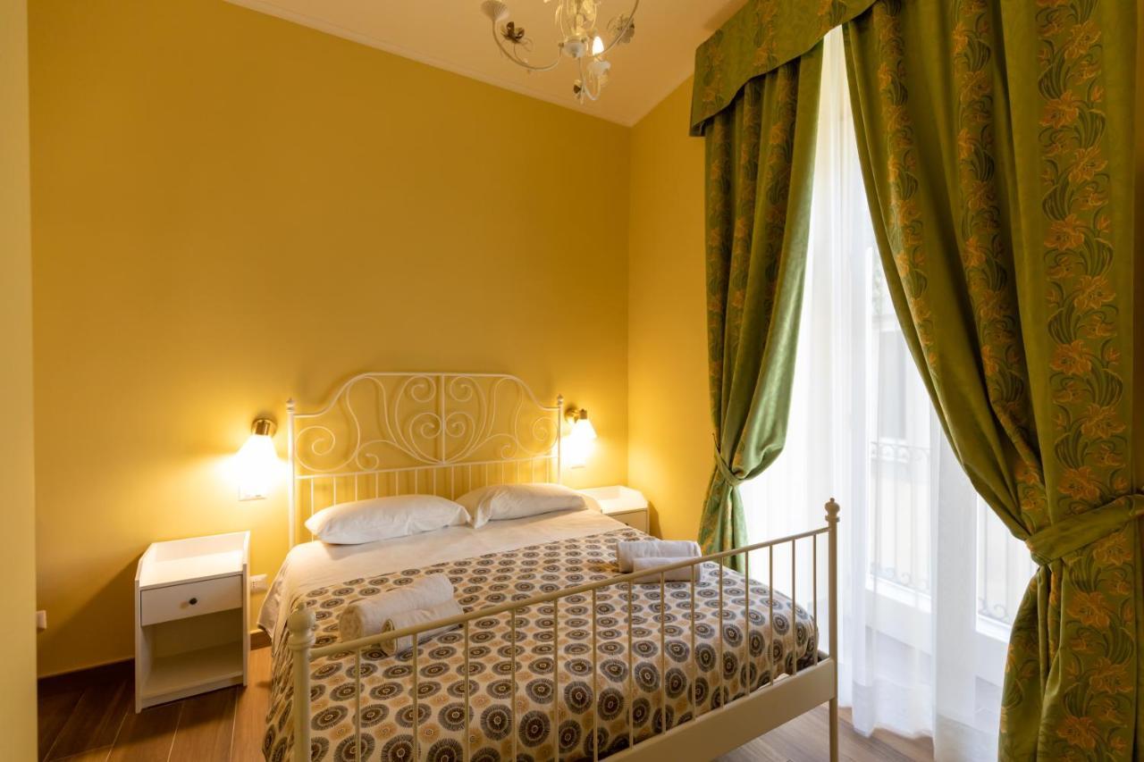Palazzo Del Principe San Severo 3 Bedrooms & Terrace! 나폴리 외부 사진